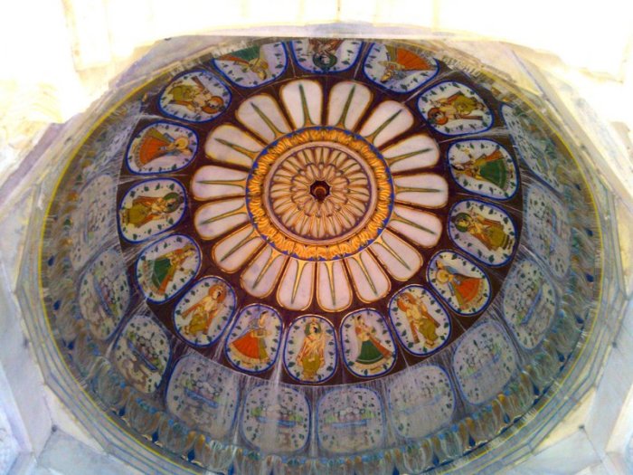 Royal Hindu Cenotaph, Bikaner, Devi Kund Sagar, Rajasthan, Travel