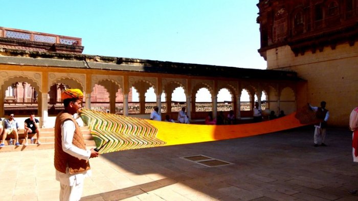 How to Tie a turban, Mehrangarh Fort, Jodhpur