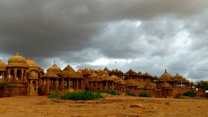 Jaisalmer, Bada Bagh, Royal Cenotaphs