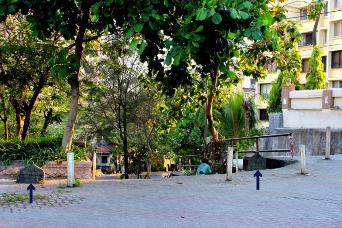 Bomanjee's Steps, Bandra, Hill Road, Mount Mary Road