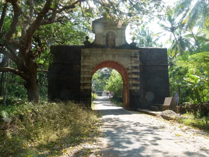 Old Goa, Church and Viceroy's Arch, Goa, Travel, Velha Goa, UNESCO World Heritage Site