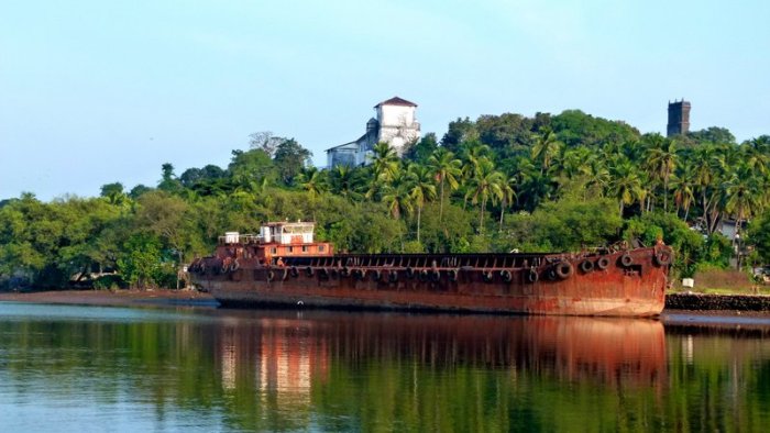 Aldona, Corjuem Fort, Noth Goa, Mapusa River, Backwater Cruise