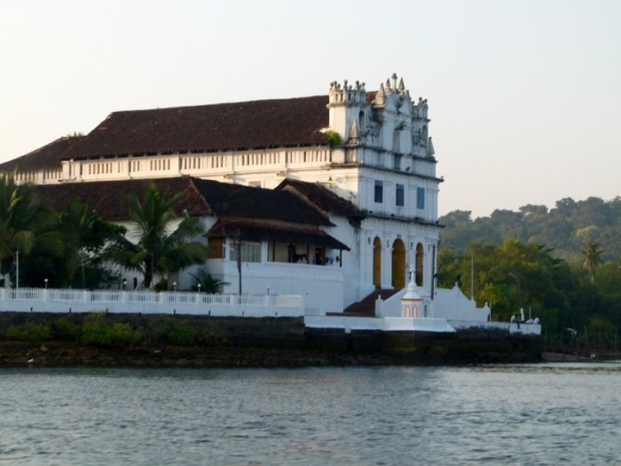 Aldona, Corjuem Fort, Noth Goa, Mapusa River, Backwater Cruise