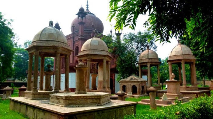 Roman Catholic Cememtery, Agra, Armenian Cemetery
