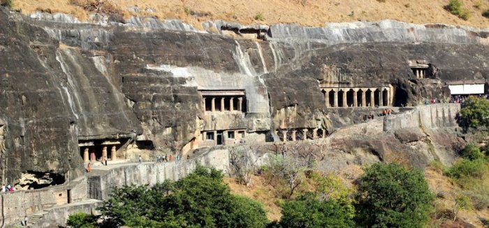 Ajanta Caves, Buddhist paintings, Murals