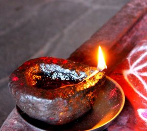 Ganesh Temple at Daulatabad, Woman priest, Daulatabad Fort