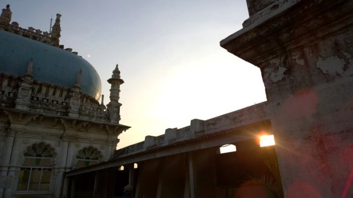 Ma Hajiani Dargah, Worli Dargah, Worli, Mumbai, Place of worship