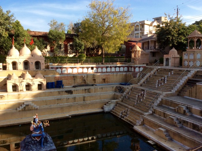 Ambaji, Stepped tank, Krishna's mundan, ancient water tank, mythological