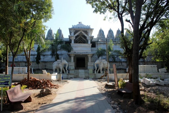 Ambaji, Kumbharia Jinalaya, Jain Temples, Gujarat, TRavel