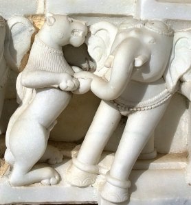 Ambaji, Kumbharia Jinalaya, Jain Temples, Gujarat, TRavel