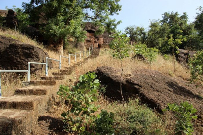 Kolvi Caves, Buddhist Caves, Indian Art, Indian Aesthetics, Mahayana, Rajasthan. Travel, Hadoti Trip, Hadoti, Laterite