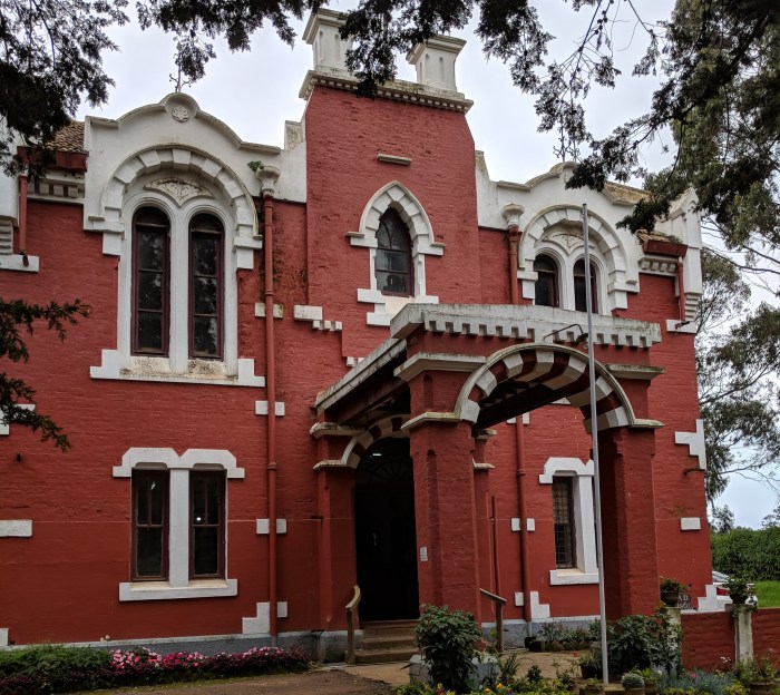 Nigiri Library, ooty, Ootacamund, Udhagamandalam, Libraries of India, Tamil Nadu, Books, Reading, Travel